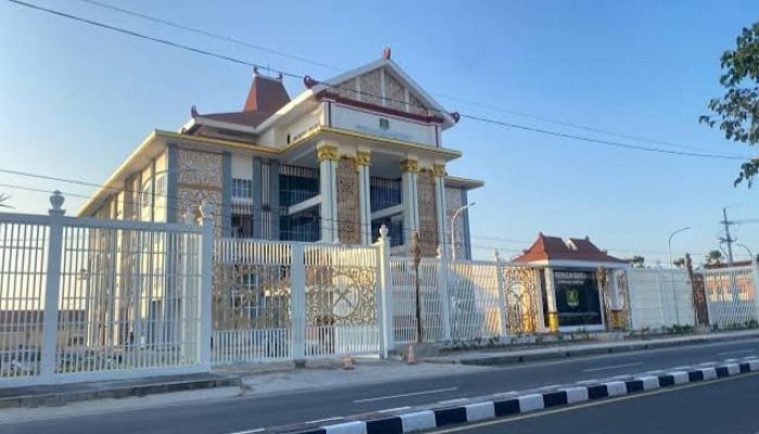 Rencana Pengangkatan Tenaga Ahli DPRD Sumenep Jadi Polemik di Masyarakat