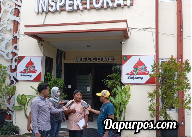 Foto : Farid GAKI Ketika sedang di wawancarai oleh awak media.