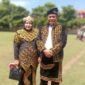 Foto : Kepala Diskominfo Indra Wahyudi bersama Istri