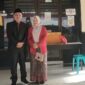 Foto : Sekcam Batang - batang Catur Wendra bersama Istri