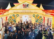 Miniatur Labeng Mesem Bappeda–BKPSDM Sumenep Raih Best Booth di Madura Night Vaganza 2025