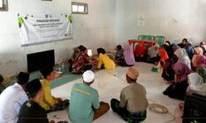 Haflatul Imtihan ke-61 Jadi Ajang Pengabdian, Yayasan Ar-Rahman Layani 100 Warga Lewat Pemeriksaan Mata Gratis